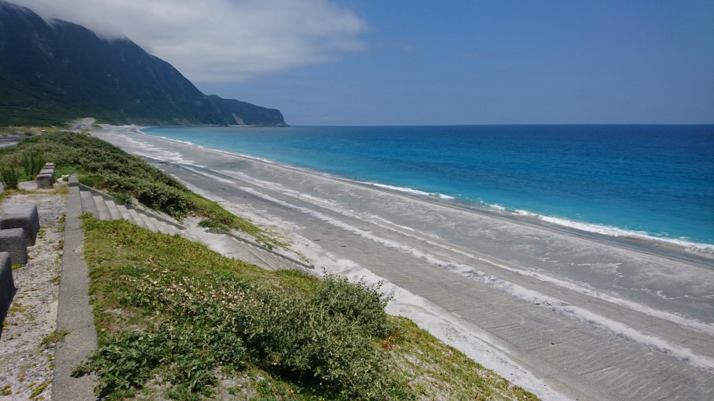 離島宿泊記 新島 U Map